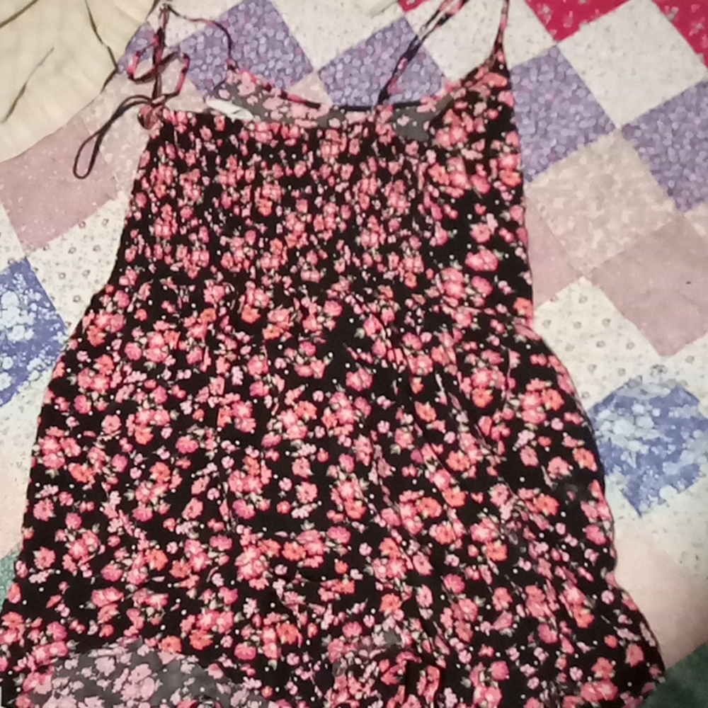 Top - Picture 3 of 3